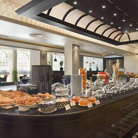 Ramada By Wyndham Bahrain Hotel Манама Екстериор снимка