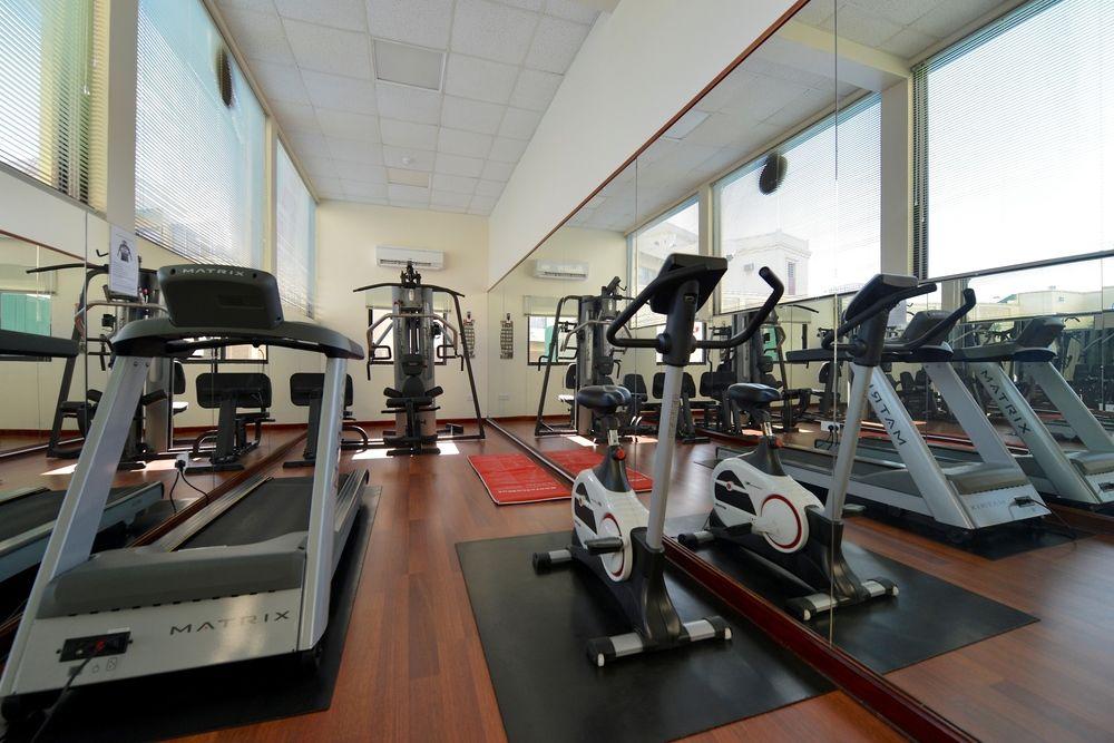 Ramada By Wyndham Bahrain Hotel Манама Екстериор снимка