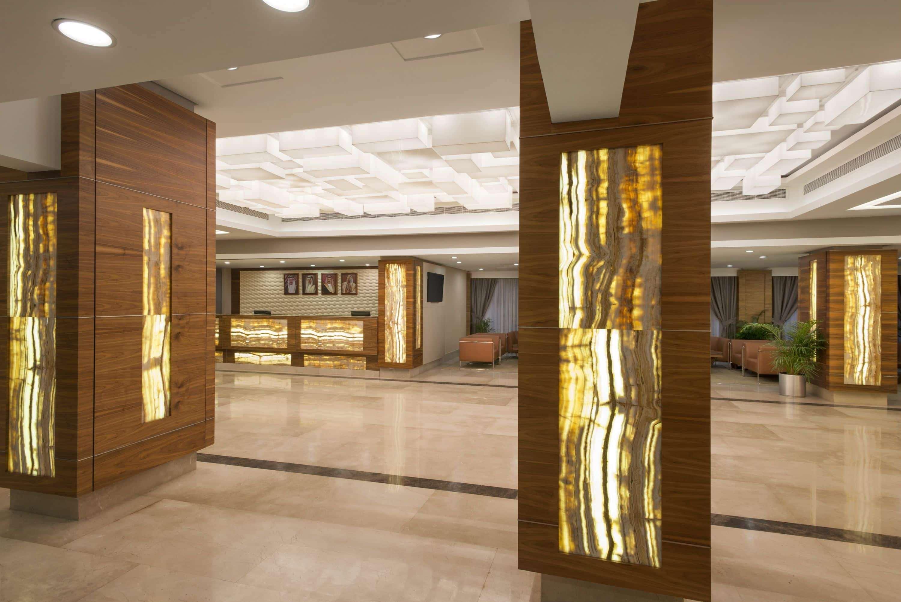 Ramada By Wyndham Bahrain Hotel Манама Екстериор снимка