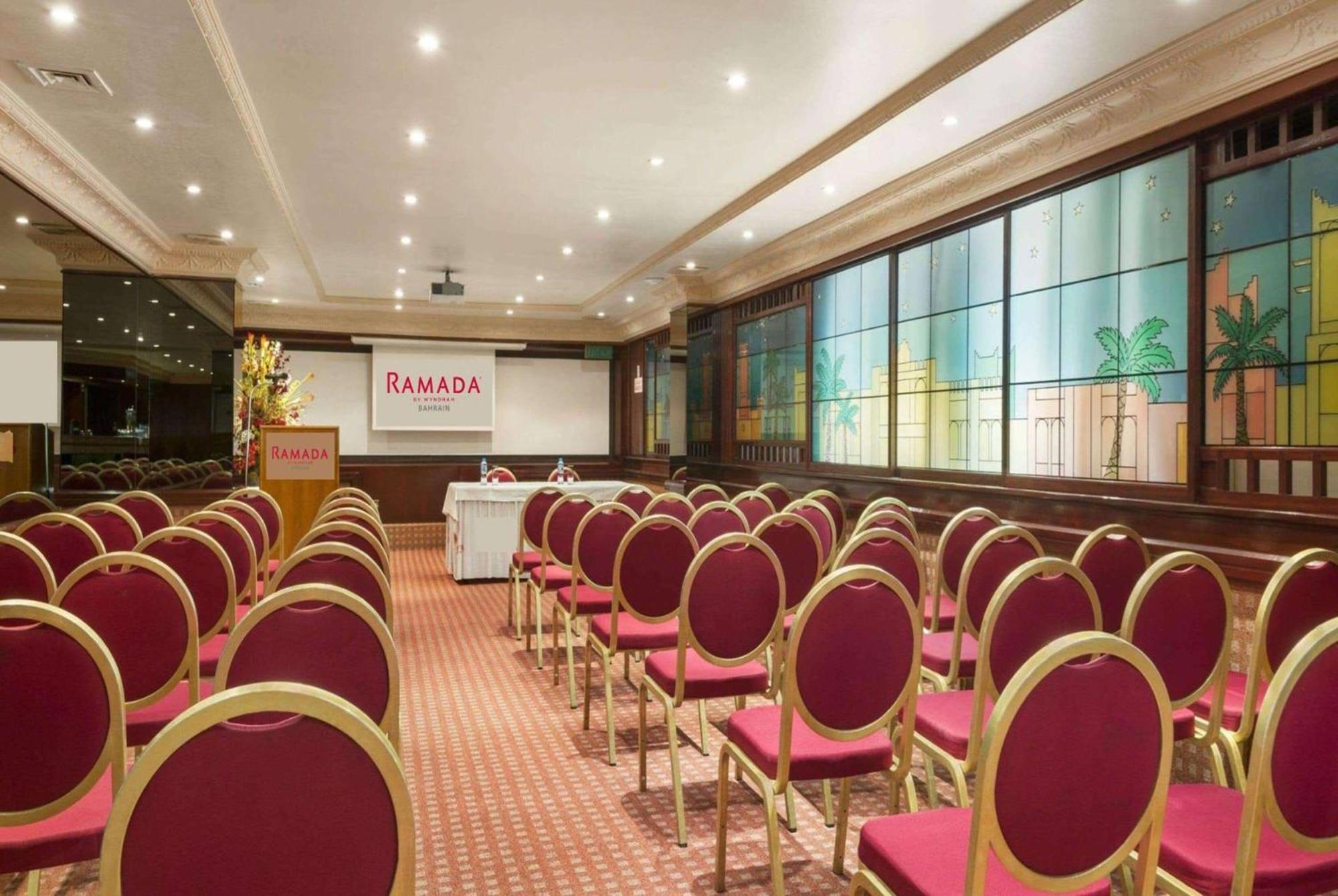 Ramada By Wyndham Bahrain Hotel Манама Екстериор снимка