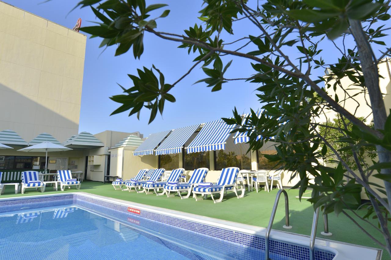 Ramada By Wyndham Bahrain Hotel Манама Екстериор снимка