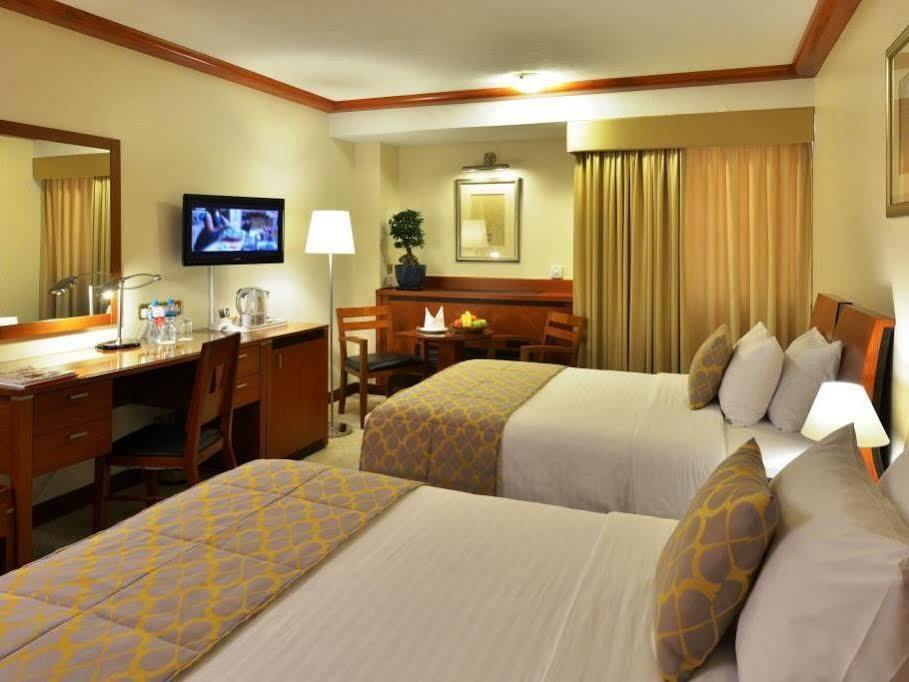 Ramada By Wyndham Bahrain Hotel Манама Екстериор снимка